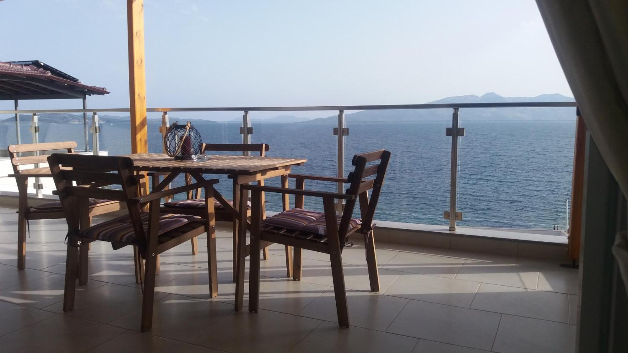 Anna Apartments Sarandë エクステリア 写真