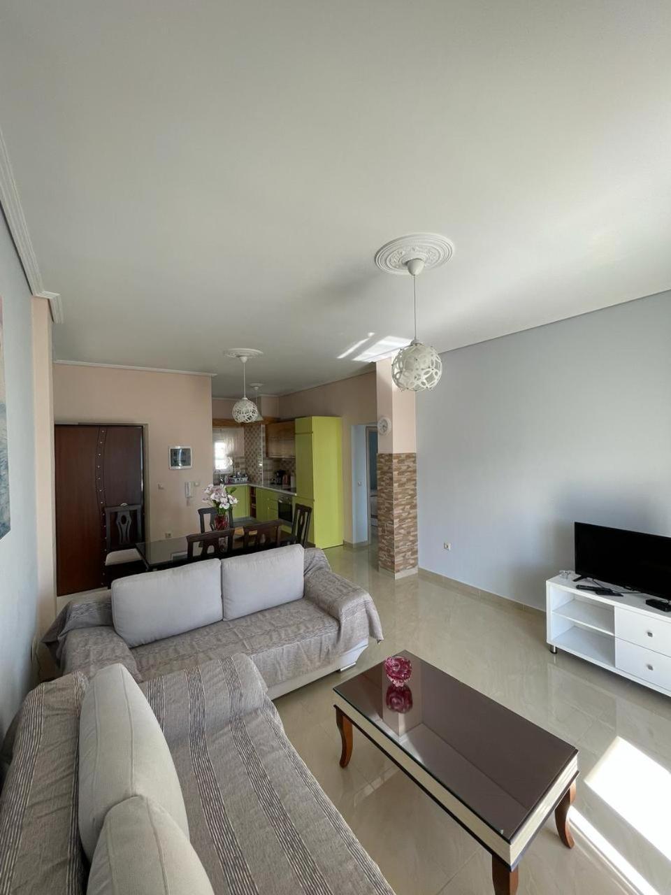 Anna Apartments Sarandë エクステリア 写真