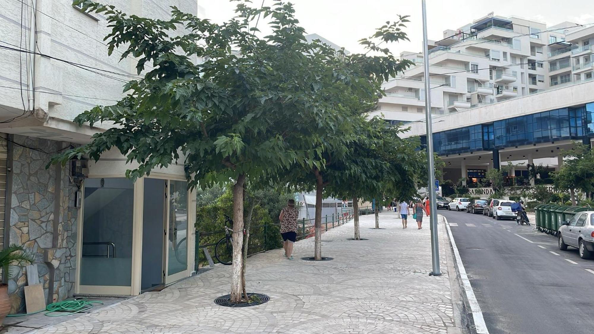 Anna Apartments Sarandë エクステリア 写真