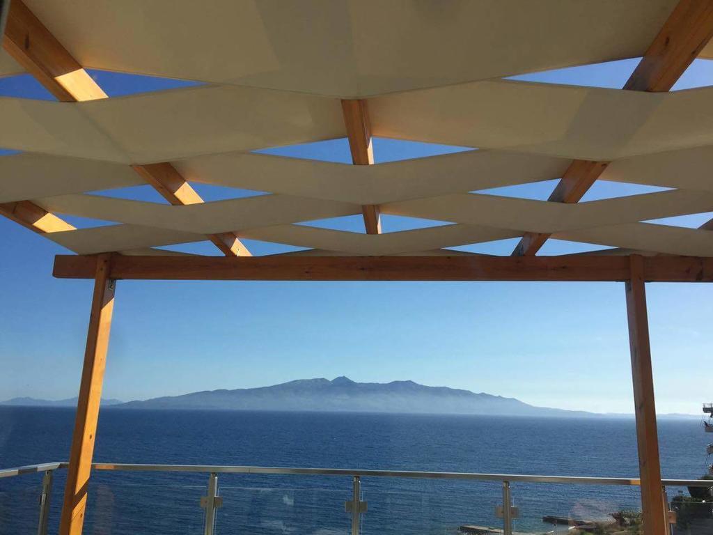 Anna Apartments Sarandë エクステリア 写真